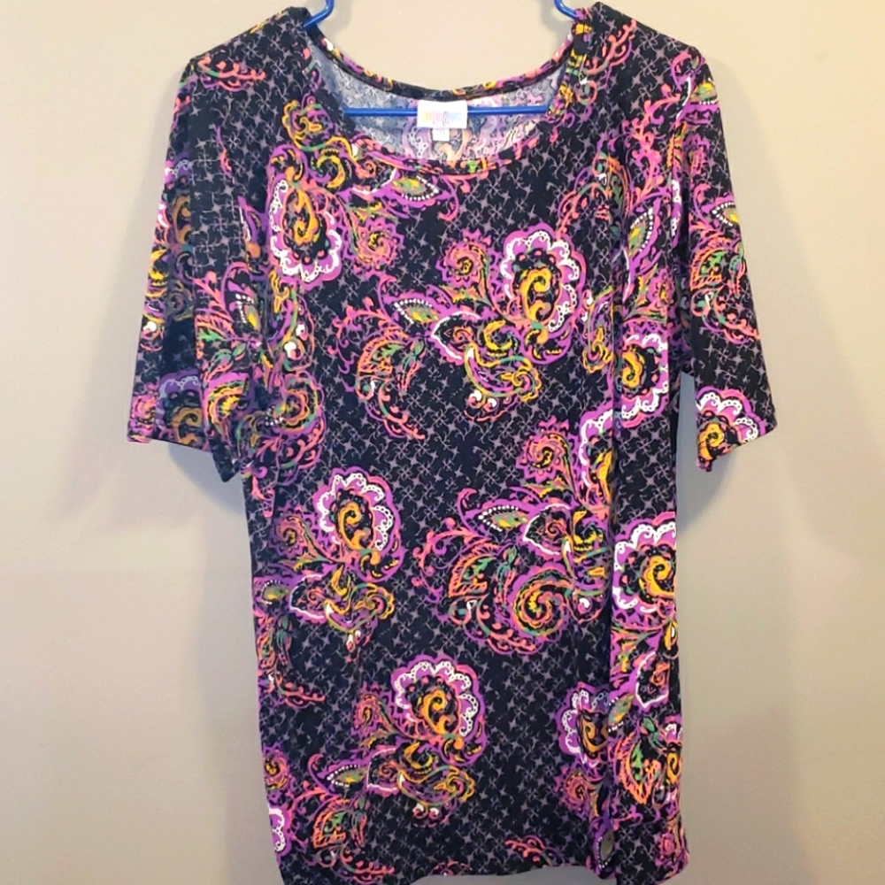 LuLaRoe GiGi Top